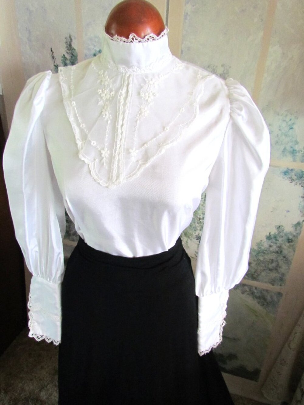 WHITE BLOUSE, PUFFED SLEEVES, LACE, HIGH NECK, FANCY CUFFS, CUTE BUTTON CLOSURES